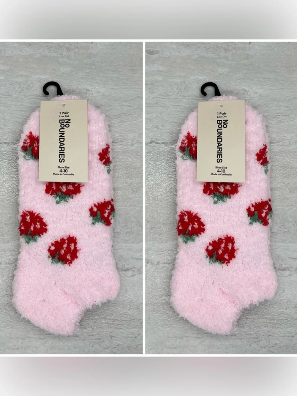 💫 $3 Two Pairs of Fuzzy Socks by No Boundaries ~ NWT